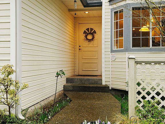 2nd image of 2801 NE 195th St #10B