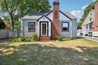 Lou Ave-S1307-001.jpg