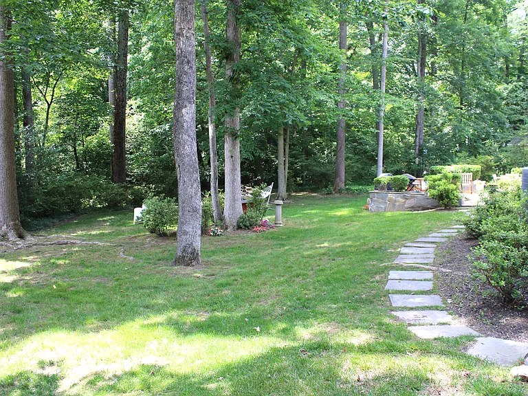 3606 Barkley Dr — Photo 20
