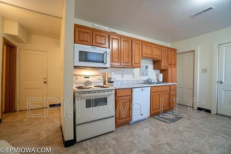 1st image of 2321 Olive St #1