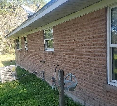 2nd image of 112 Sleepy Hollow Dr N