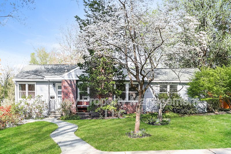 1st image of 41 Harriet Dr