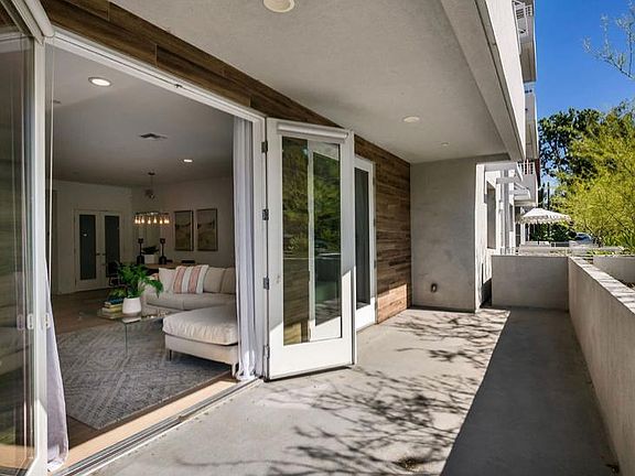 4th image of 4240 Laurel Canyon Blvd #1