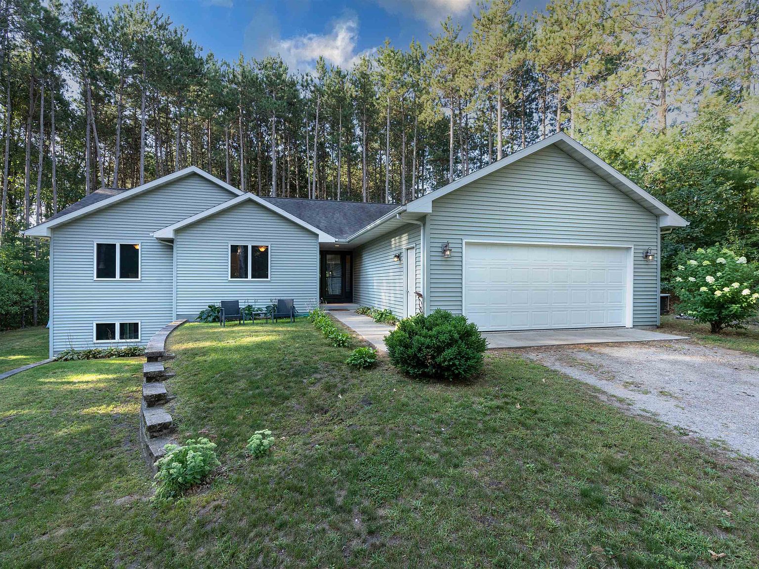 W6013 Archer Ln, Wild Rose, WI 54984 Zillow