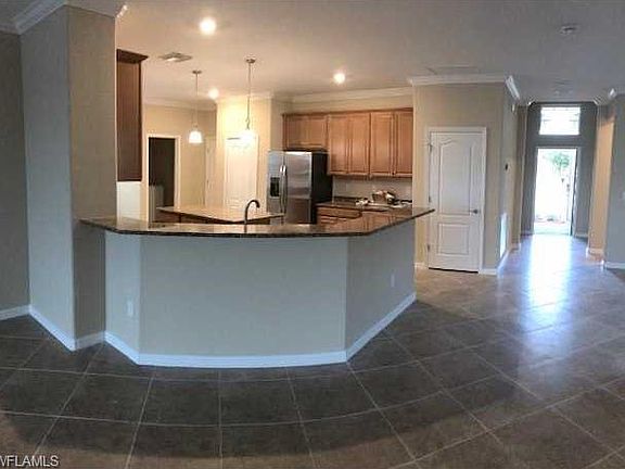 2nd image of 2119 Vermont Ln