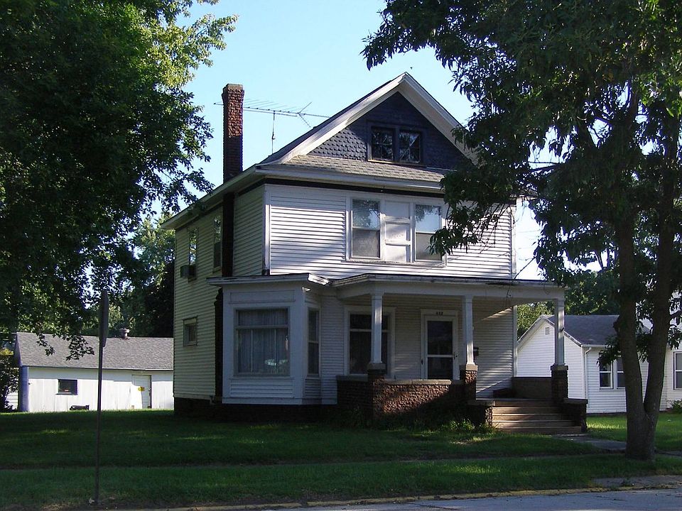 1st image of 402 E Euclid Ave