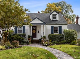 32 Upland Ave, Metuchen, NJ 08840