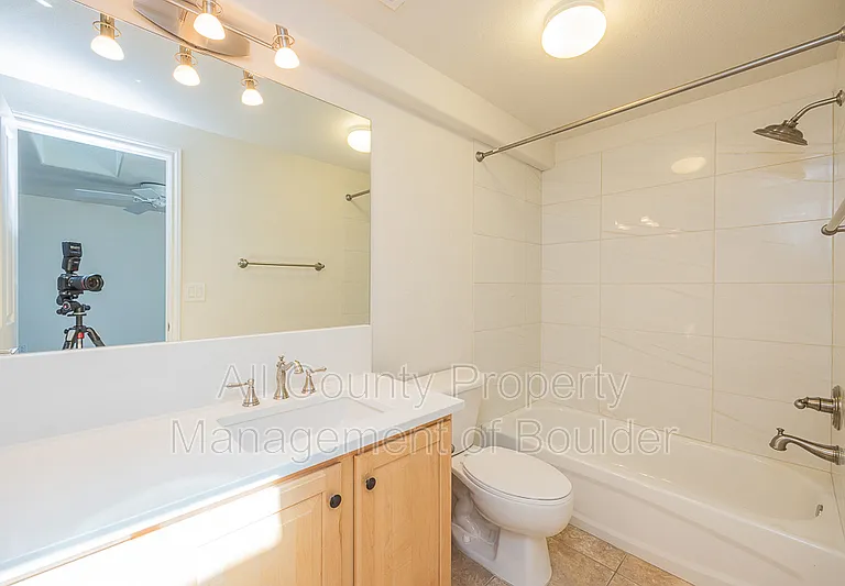 270 Laramie Blvd — Photo 17