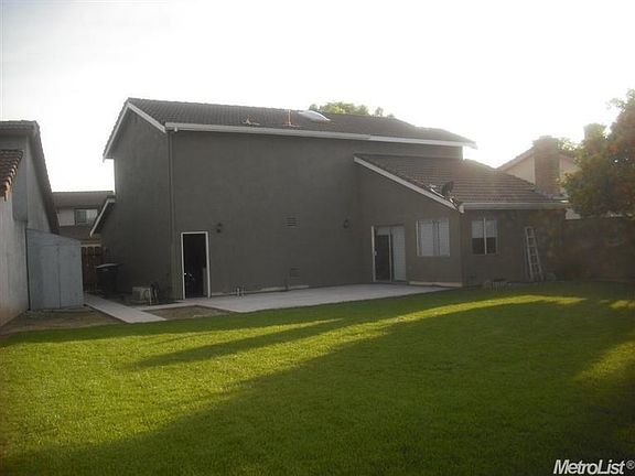 4th image of 3321 Perisburg Ln