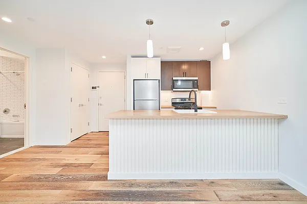 Rented by Living New York | media 1