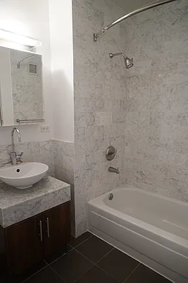 Rented by Renetta Real Estate | media 68