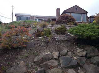 4004 56th Ave SW, Seattle, WA 98116