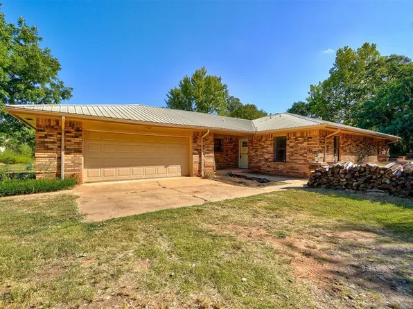 330300 E 8th St, Wellston, OK 74881