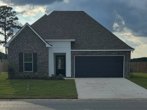 1713 Asbury Rd, Lake Charles, LA 70611