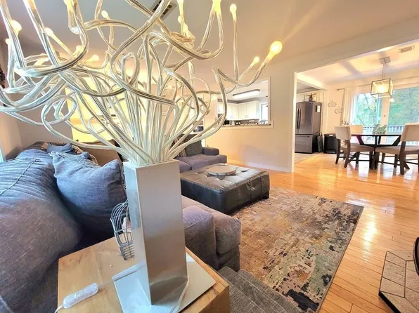 25 Fox Hill Rd, Ludlow, MA 01056