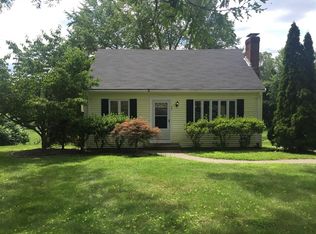 39 Boston Rd, Southborough, MA 01772