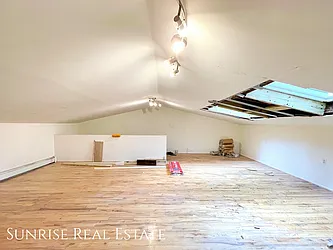 Rented by Sunrise Real Estate