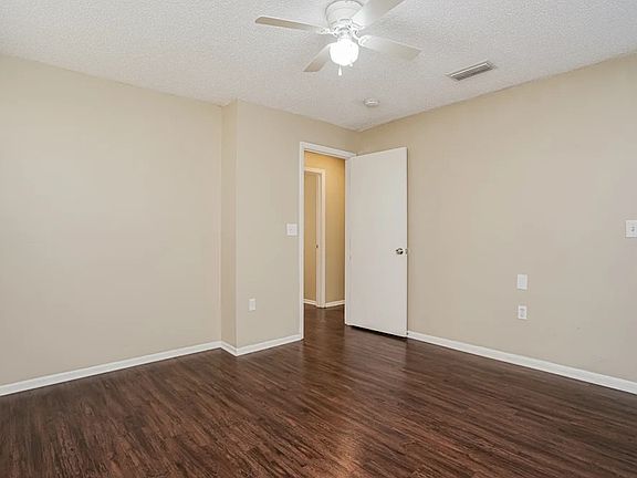 5th image of 6238 Jubilee Ln #1