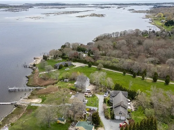 1636 Drift Rd #R, Westport, MA 02790