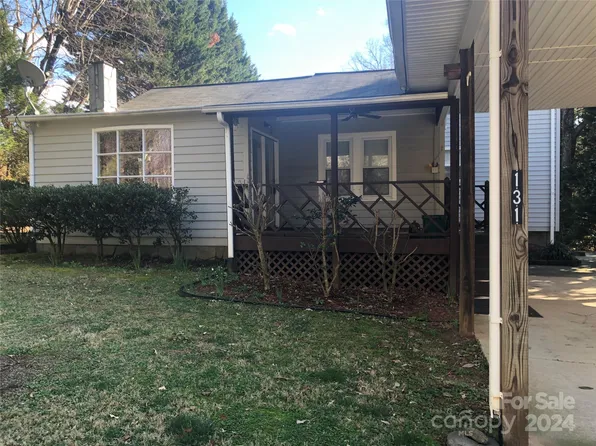 131 Philip Ave NE, Valdese, NC 28690