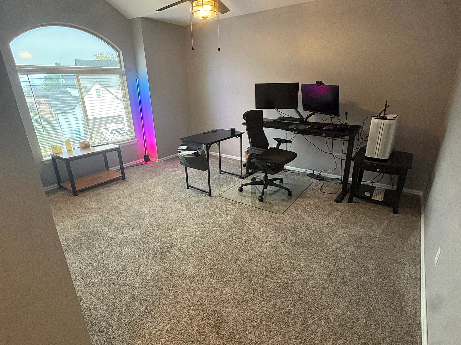 2 bed, 4533 sqft, $1,600 — Photo 4