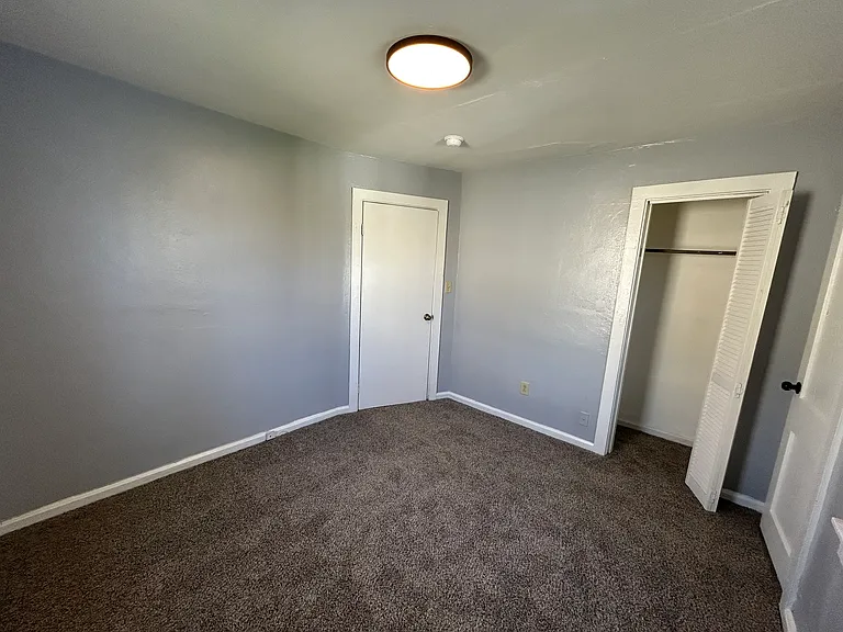 3105 Ravenswood Dr — Photo 7