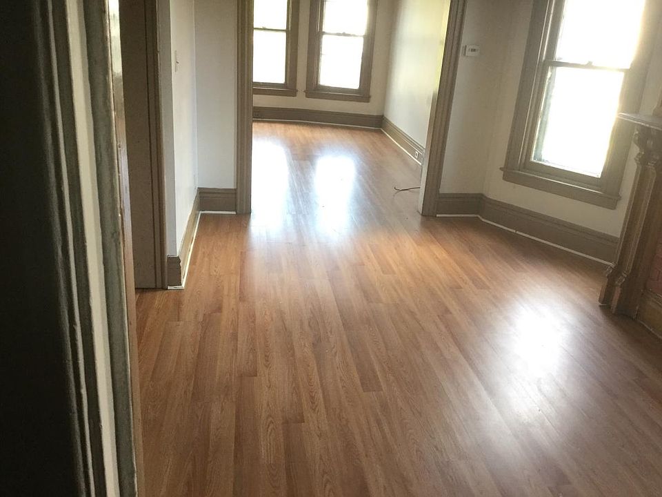 1st image of 484 Busti Ave #2