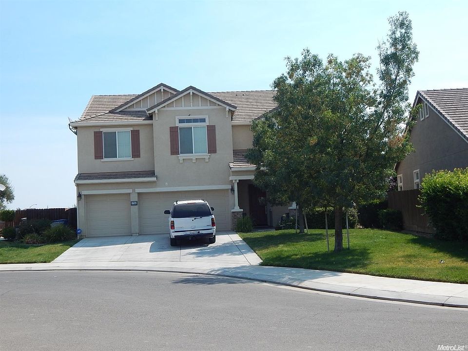 2nd image of 1734 Crystal Ct