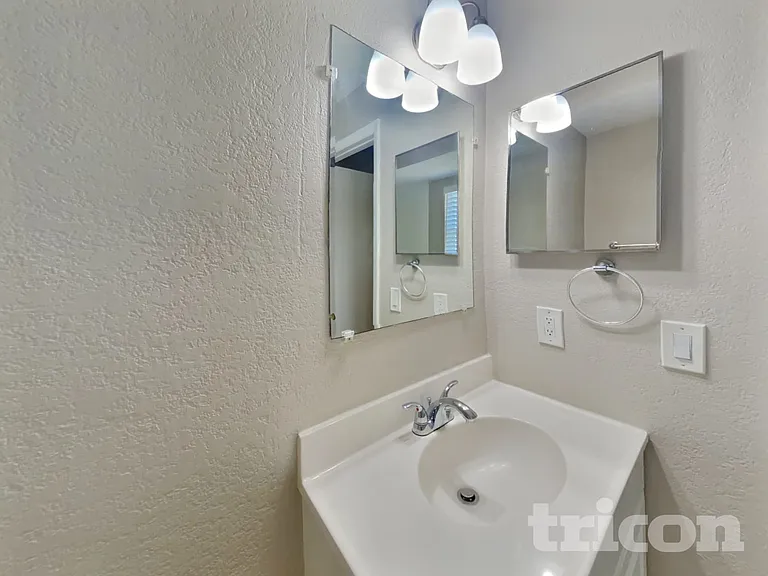 23120 Donalda Ave — Photo 7