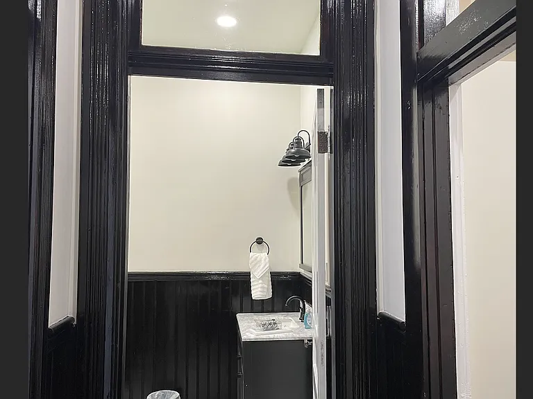 509 Main St #1 — Photo 18
