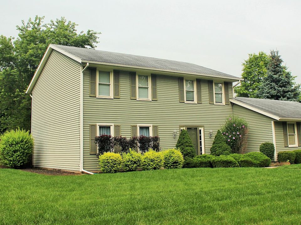 1st image of 8700 W Lincolnshire Dr