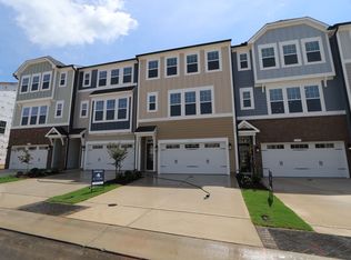 10016 Secluded Garden Dr, Apex, NC 27523
