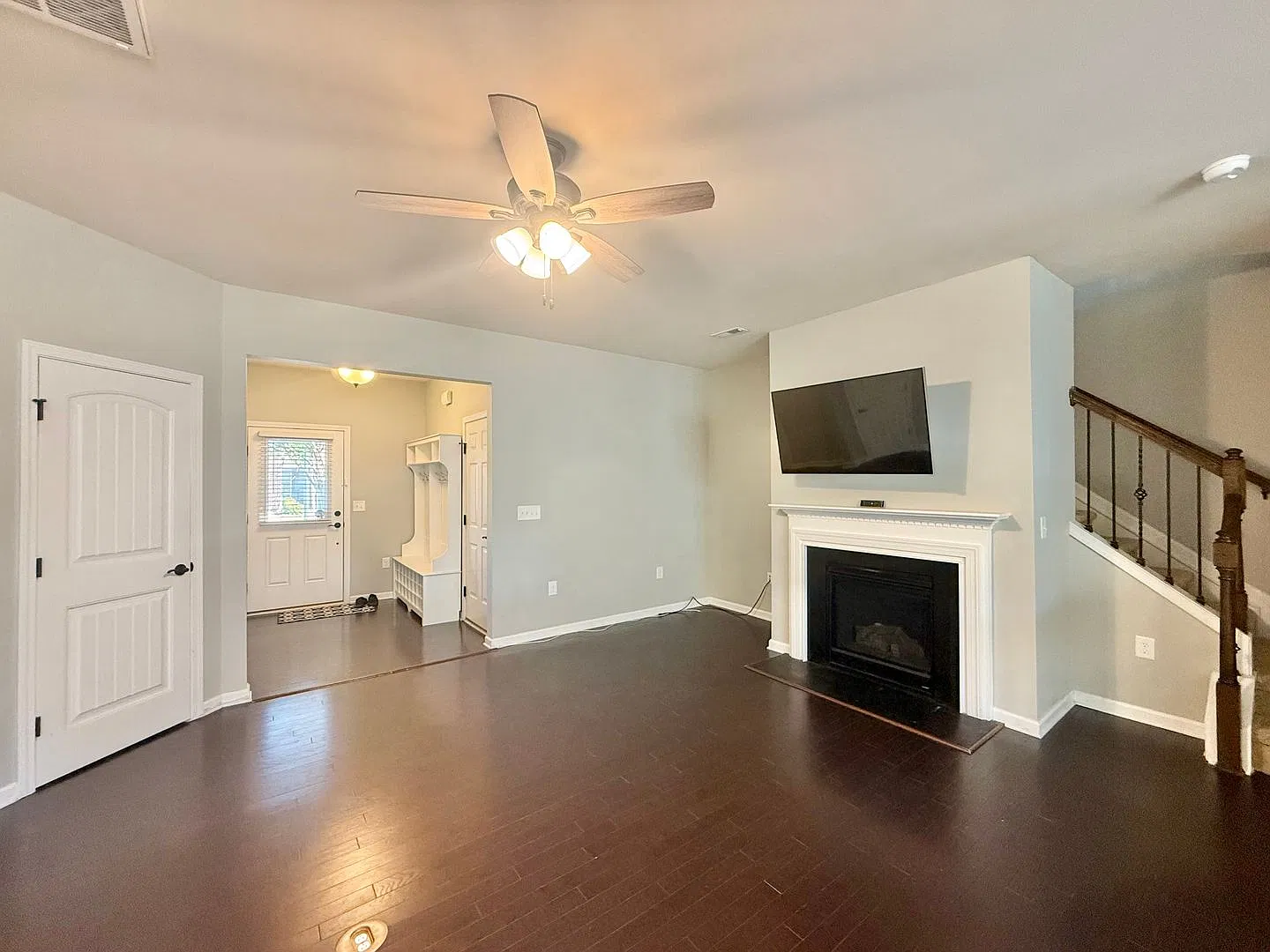 Spacious 3BD, 2.5BA Brier Creek Townhome in a Prime Location with a Fenced Yard — Photo 3