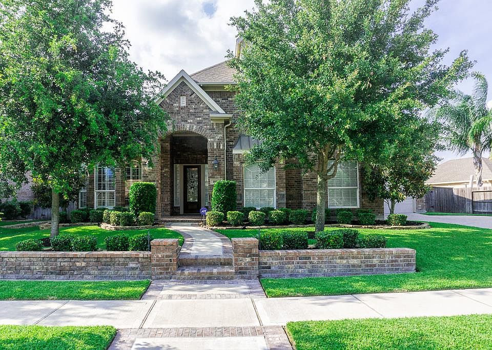 1st image of 18910 Banyan Cove Ln