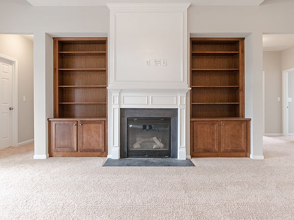 4th image of 2316 Ozark Ct