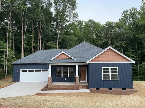 710 Dalton Creek Ln, Stanley, NC 28164