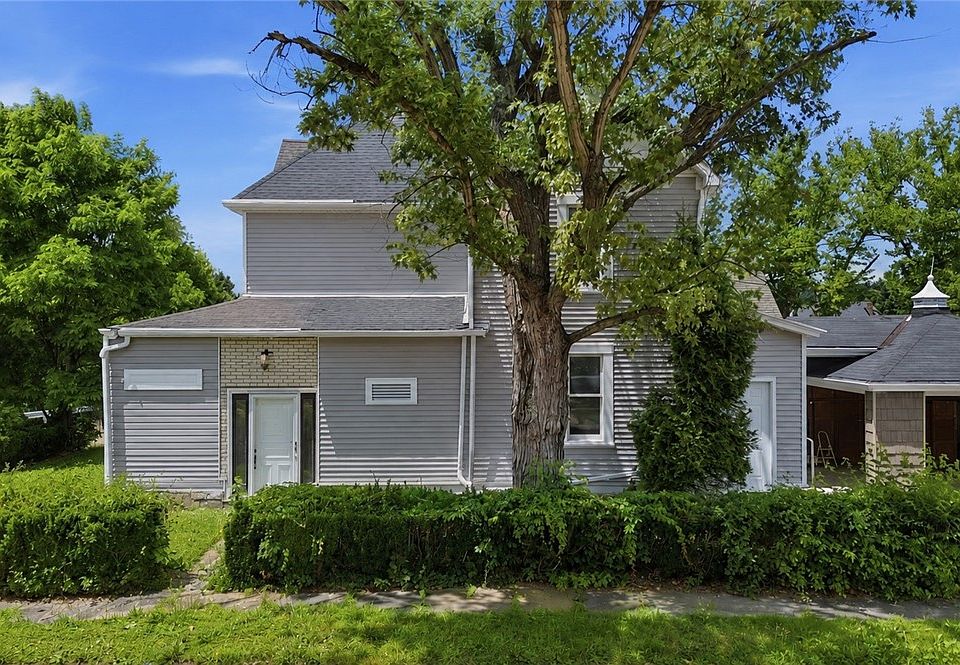 1st image of 678 Gregg Ave