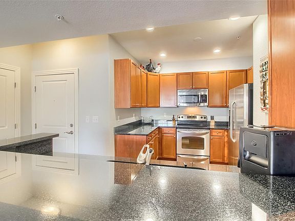 5th image of 9019 E Panorama Cir #D-207