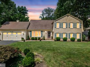 5265 Ofaly Rd, Fairfax, VA 22030