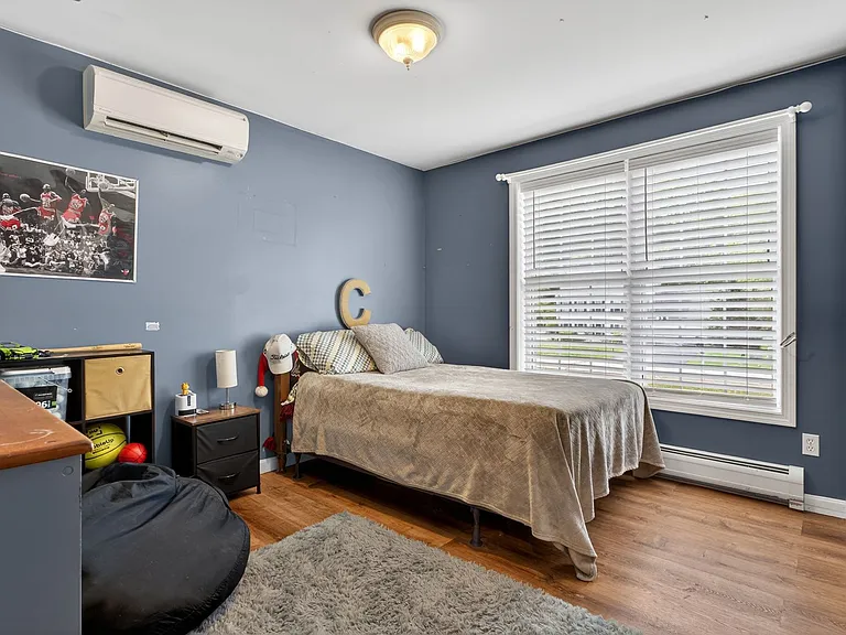 9 Stephen Dr — Photo 30