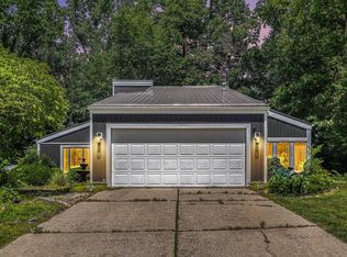 30965 Woods N Water Dr, Elkhart, IN 46517