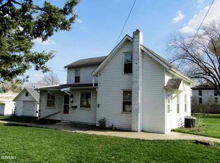 421 N Boyd St, Lanark, IL 61046