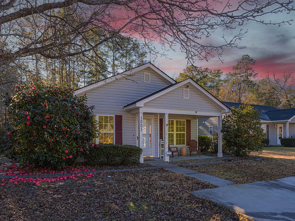 1st image of 1001 Mistletoe Ct.