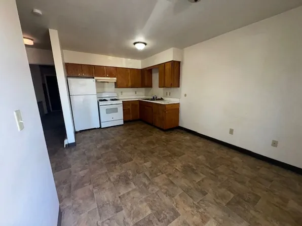 20th, 410-485 20th St SE #420-201, Huron, SD 57350