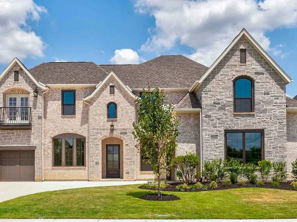 705 Corsair Ct, Hurst, TX 76054