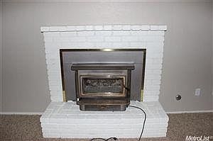 5th image of 9435 Courtney Ct