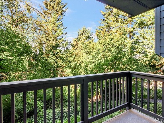 2nd image of 500 N National Ave #41