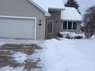 254 Tony Ln, Green Bay, WI 54303