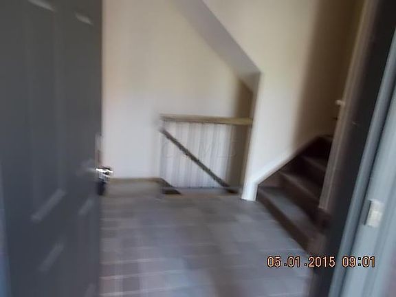 3rd image of 5227 Willow Grove Pl S