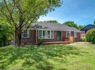 928 Crescent Hill Rd, Nashville, TN 37206